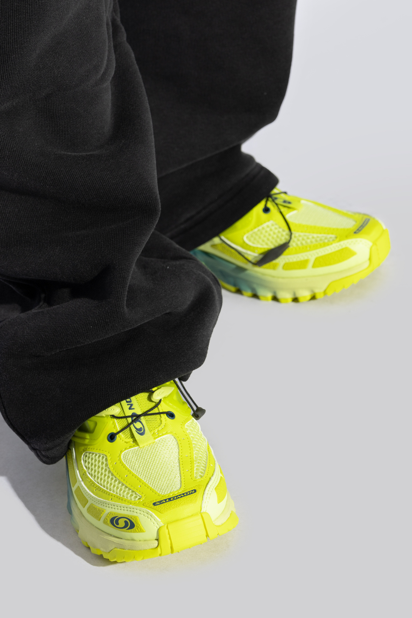 22-23 SALOMON DISTRICT yellow Sサイズ DISTRICT – サロモン公式オンラインストア